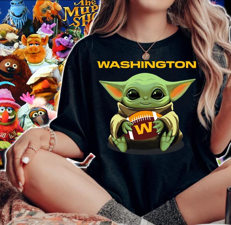 Baby Yoda Hug Washington Football t-shirt woman shirt