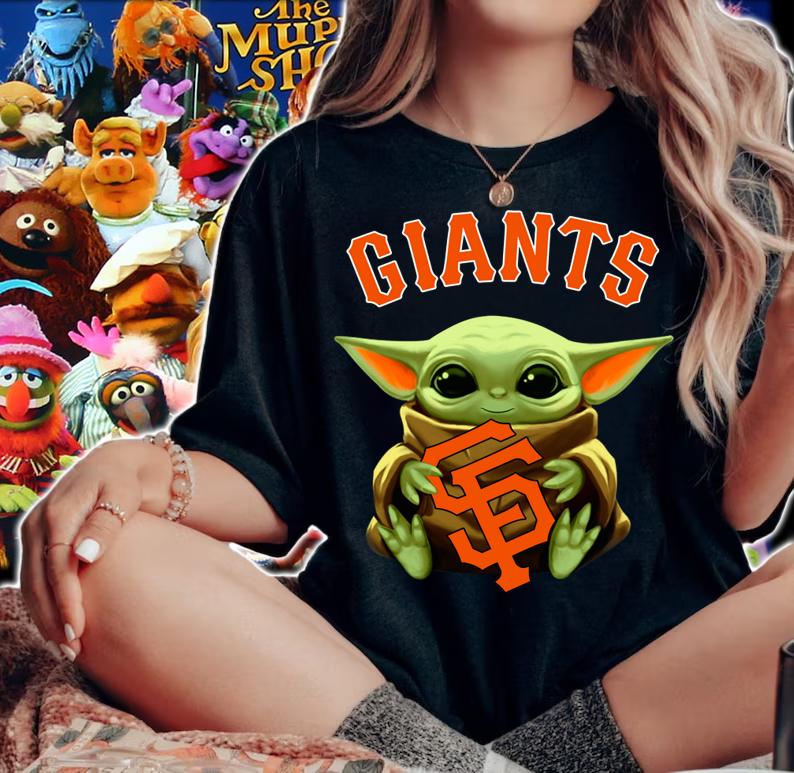 Baby Yoda hug San Fran Giants Star Wars Mandalorian t-shirt woman shirt