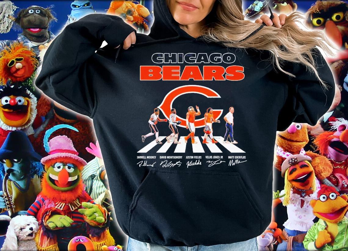 Chicago Bears Abbey Road Jarnell Mooney David Montgomery Justin Fields signatures shirt t-shirt hoodie