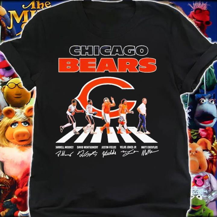 Chicago Bears Abbey Road Jarnell Mooney David Montgomery Justin Fields signatures shirt t-shirt shirt