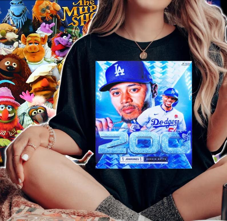 Mookie Betts Reached 200 Home Runs In The MLB Shirt t-shirt woman shirt