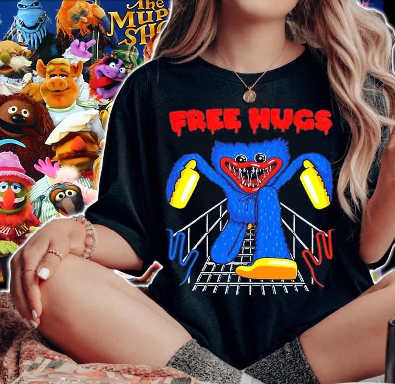 Huggy Wuggy Free Hugs Shirt t-shirt