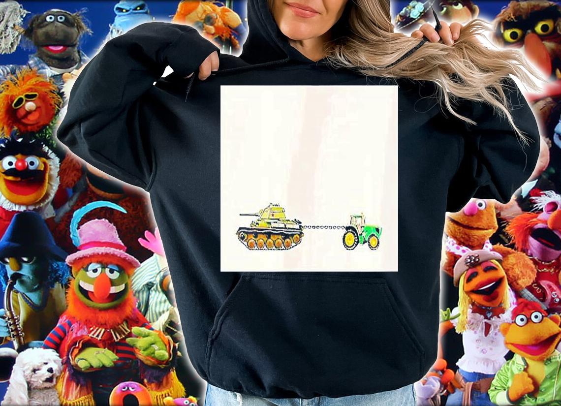 Ukrainian Tractor Pulling Russian Tank I Stand With Ukraine Peace Ukraine T-Shirt t-shirt