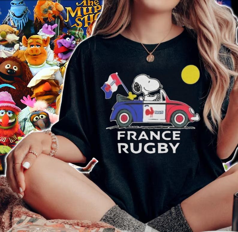 Snoopy And Woodstock Driving Car France Rugby Flag t-shirt woman shirt