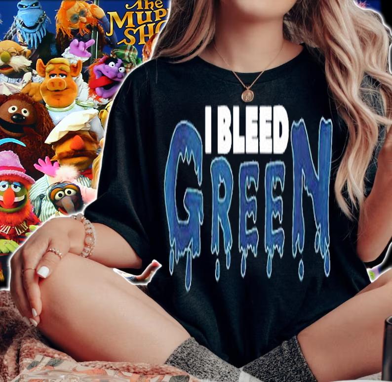 I Bleed Green T-Shirt woman shirt