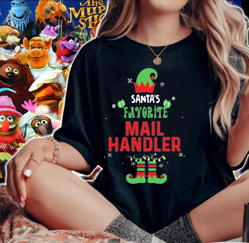 Santas Favorite Mail Handler Christmas Xmas Gift T-shirt