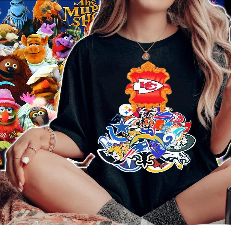NFL The King On His Throne Kansas City Chiefs T-Shirt woman shirt