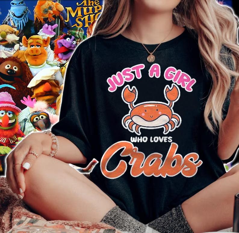 Just A Girl Who Loves Crabs Shirt