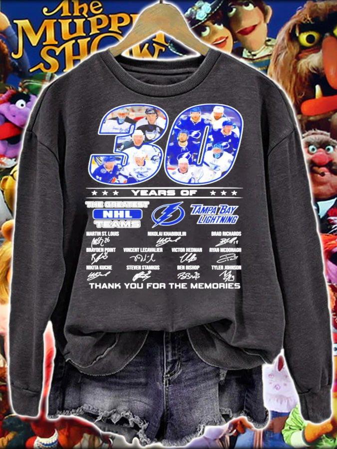 30 years of The Greatest NHL teams Tampa Bay Lightning signatures t-shirt sweatshirt