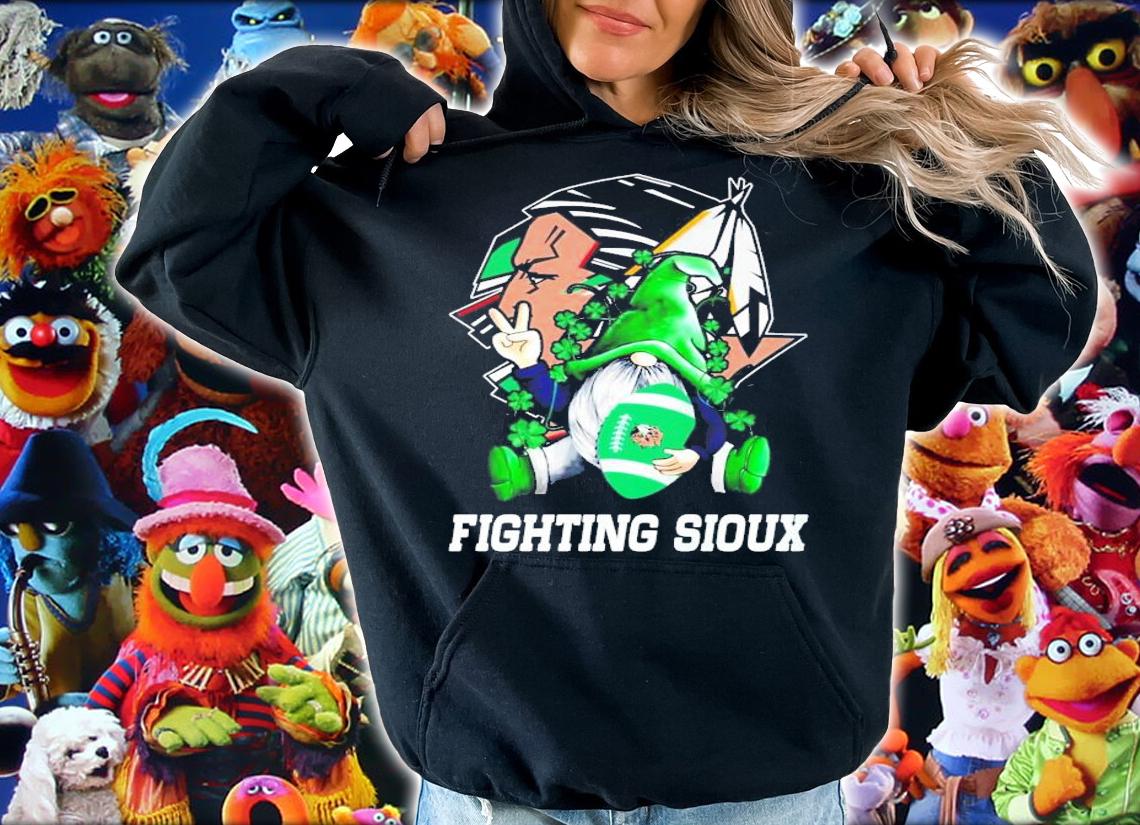 Gnome hug North Dakota Fighting Sioux shirt hoodie