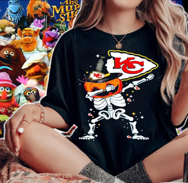 Kansas City Chiefs Skeleton Dabbing Halloween shirt woman shirt